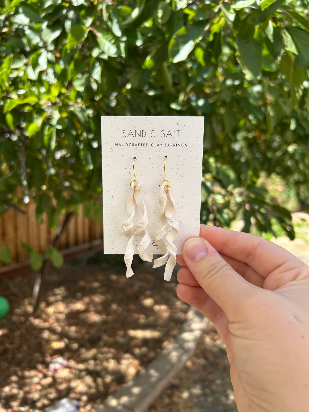 Ribbon dangles