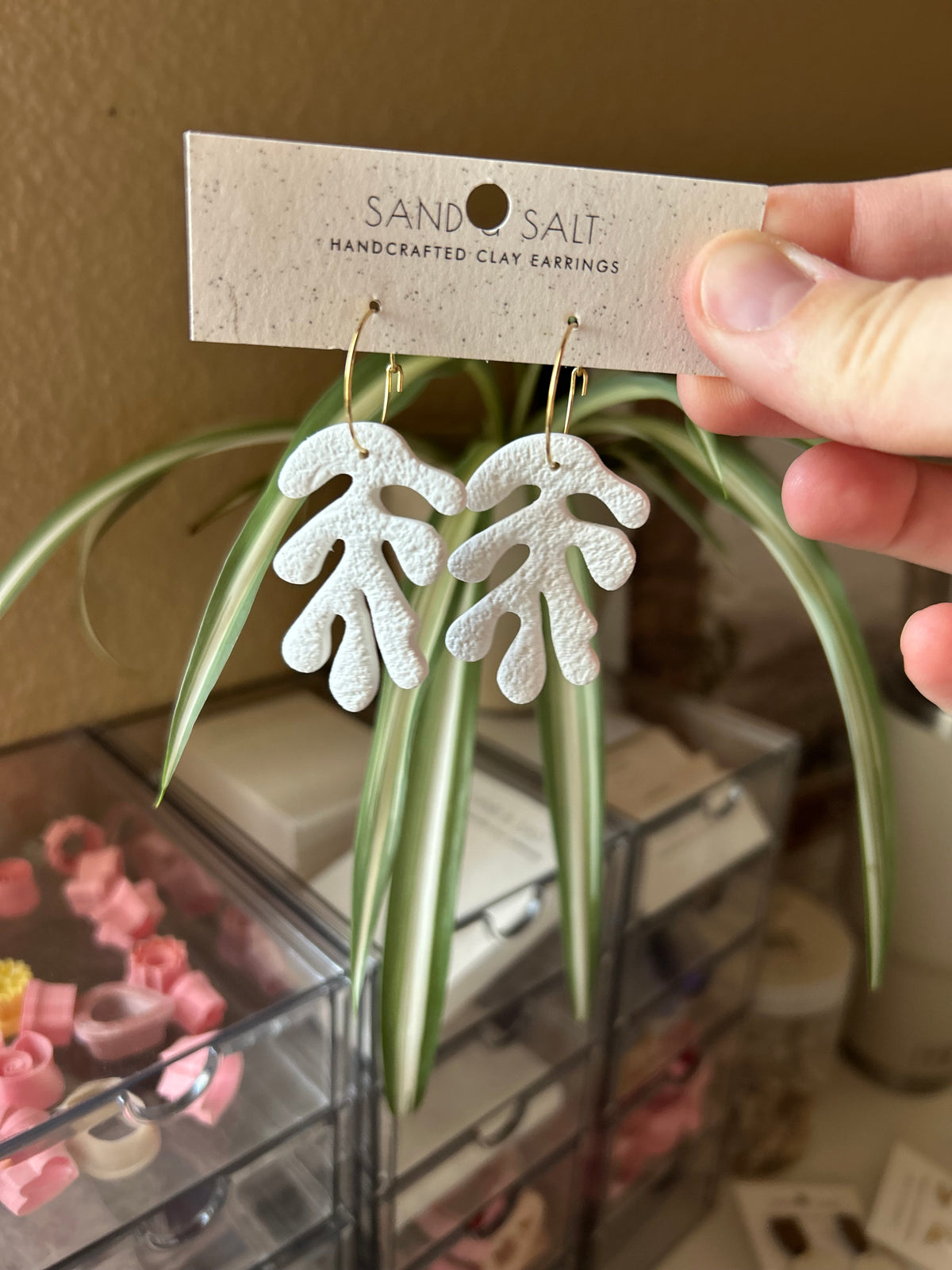Coral hoops