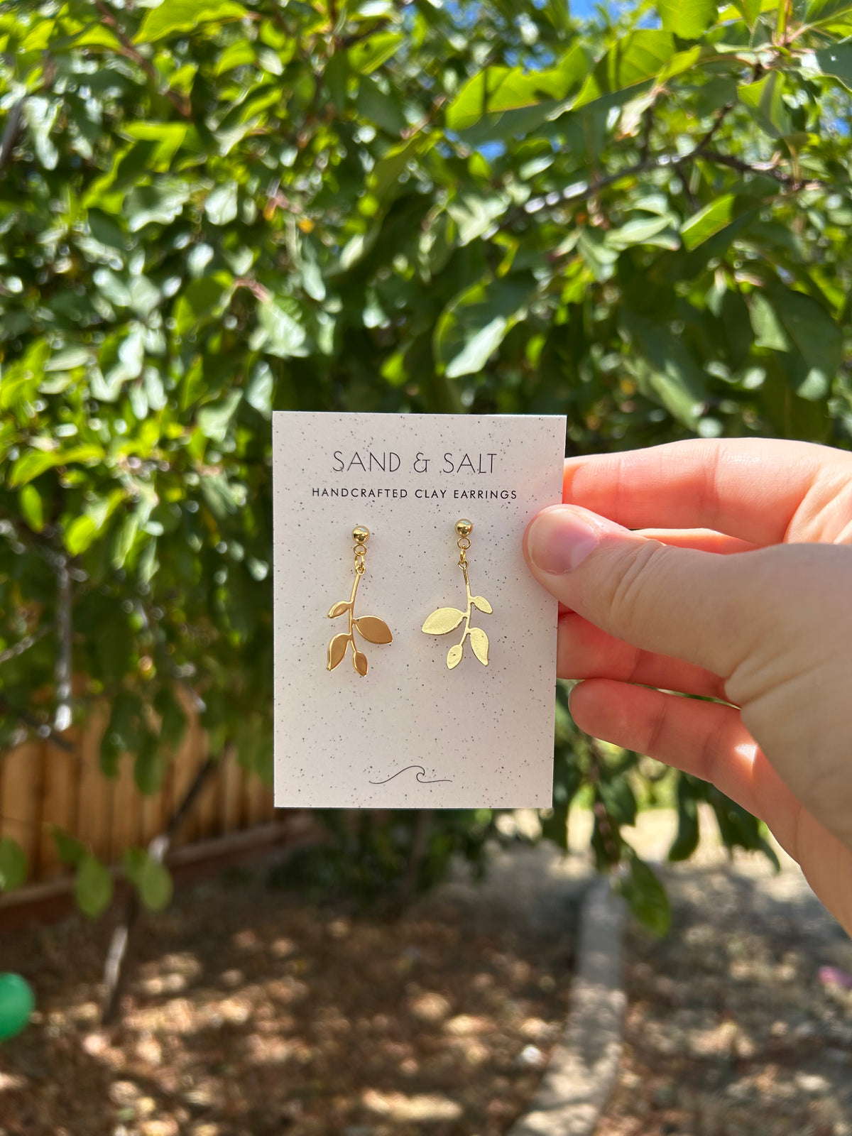 Gold leaves