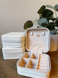Jewelry travel case