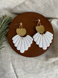 Fan dangles